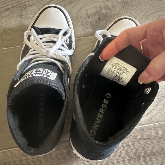 Converse Black and White Mid-Top Sneakers Size 6 - Picture 7 of 7
